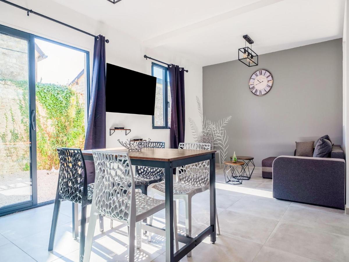 Fully Renovated House Only Few Minutes Walk Away From Ohama Beach เวียร์วิลล์ ซัวร์ แมร์ ภายนอก รูปภาพ