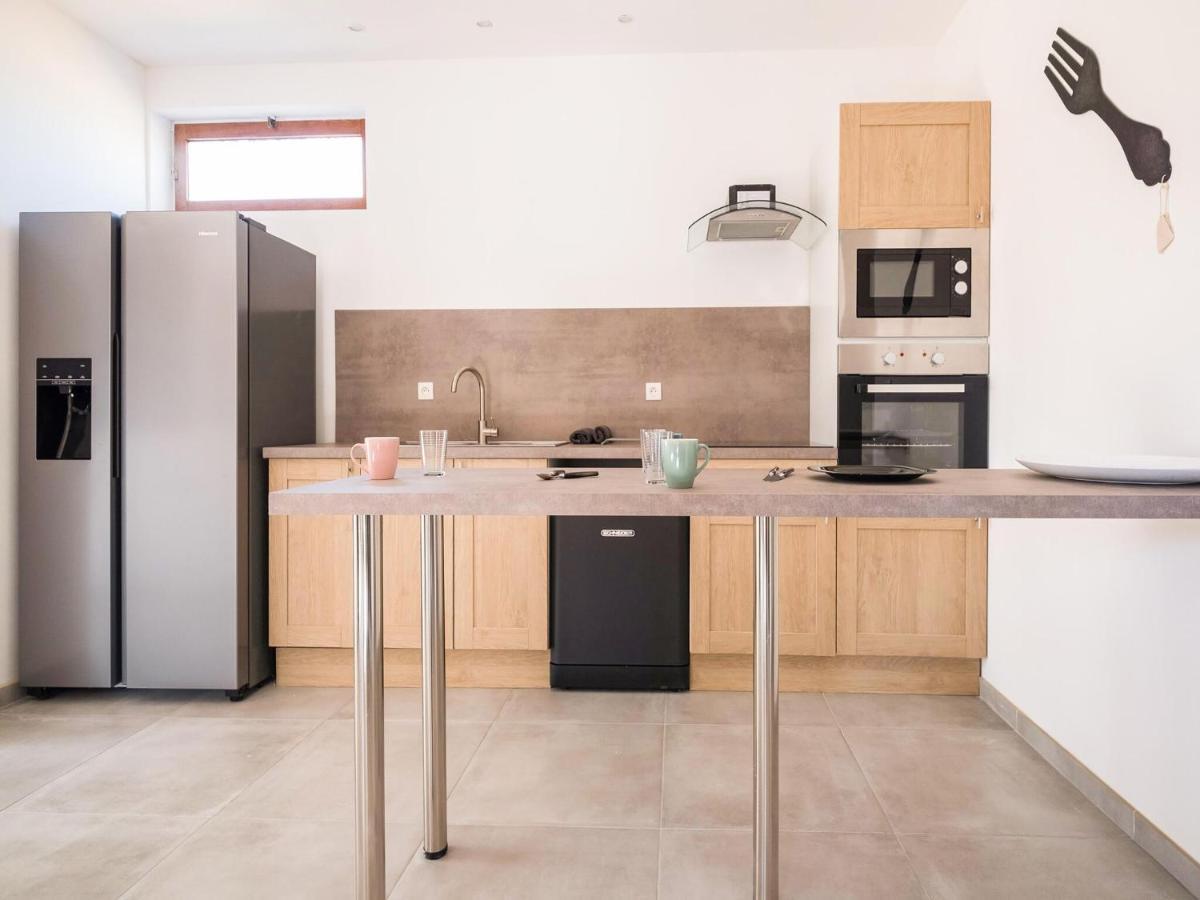 Fully Renovated House Only Few Minutes Walk Away From Ohama Beach เวียร์วิลล์ ซัวร์ แมร์ ภายนอก รูปภาพ